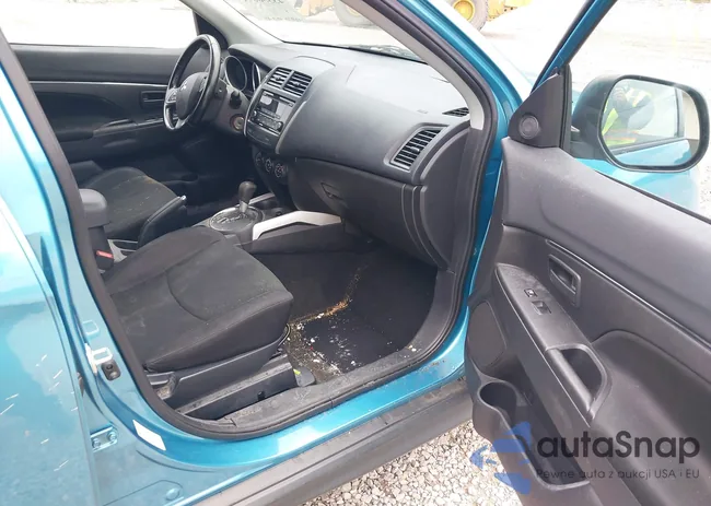 4A4AP3AUXEE002604: 43356071