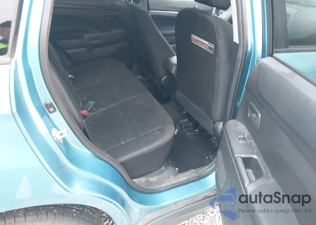 4A4AP3AUXEE002604: 43356071