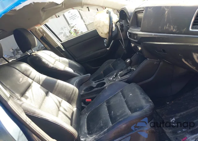 JM3KE4DY8G0901524: 43356122