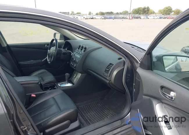 1N4AL2AP3AN425080: 43356185