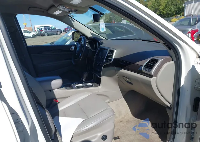 1C4RJFAG3CC282608: 43356191