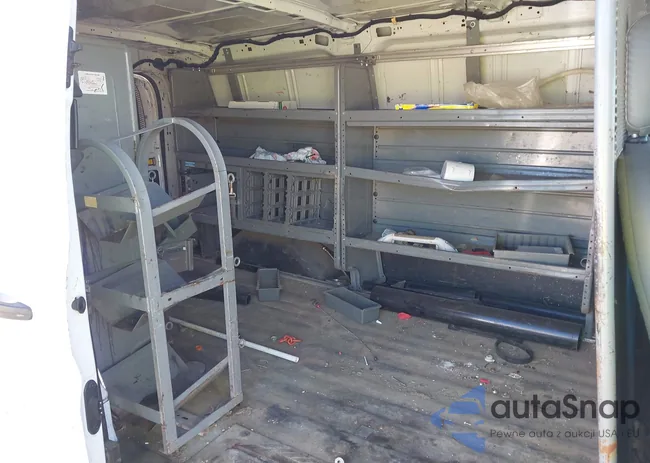 1FTNR1YG2FKA49832: 43355293