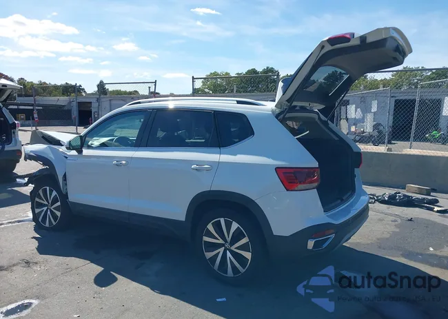 3VVWX7B24NM041444: 43355323