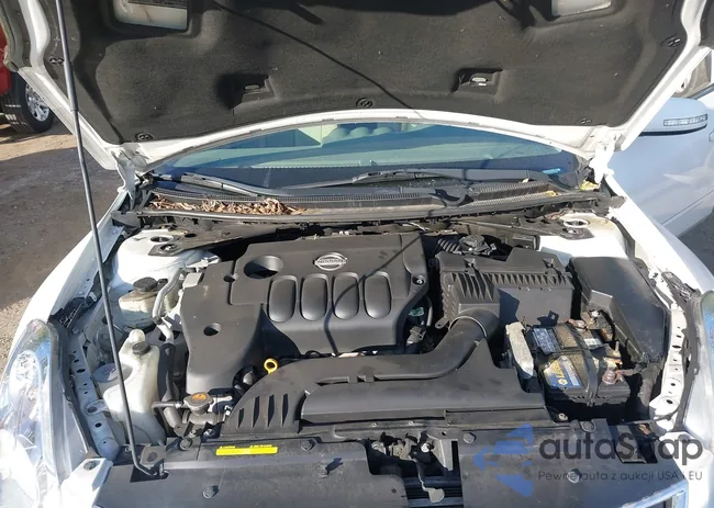 1N4AL2AP6CC174361: 43355378