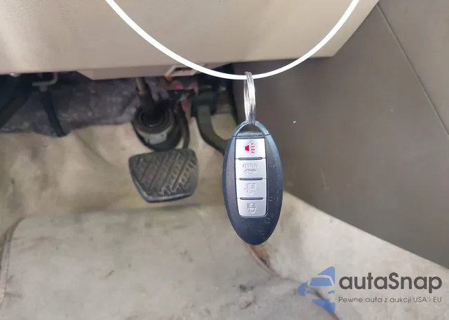 1N4AL2AP6CC174361: 43355378