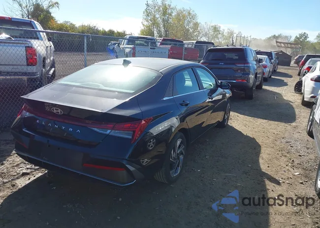 KMHLS4DG0RU659347: 43355389