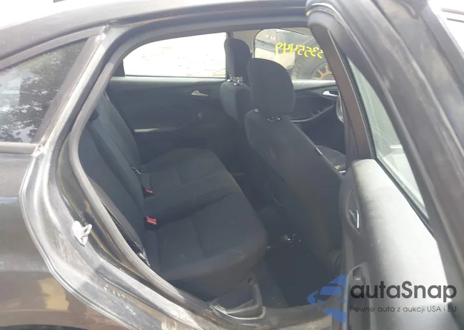 1FADP3F2XHL252913: 43355449