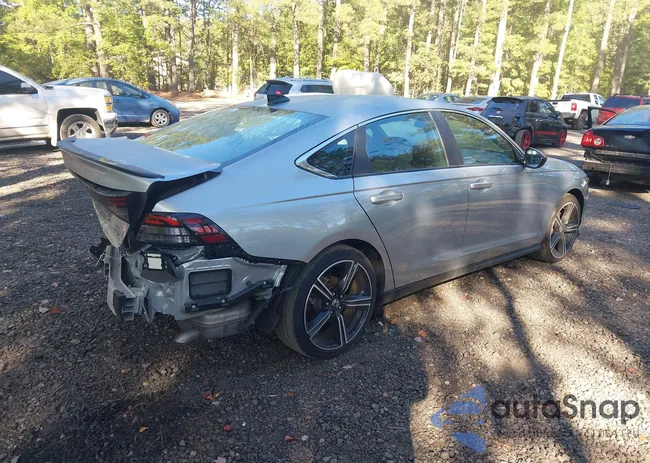 1HGCY2F56SA029490: 43355467