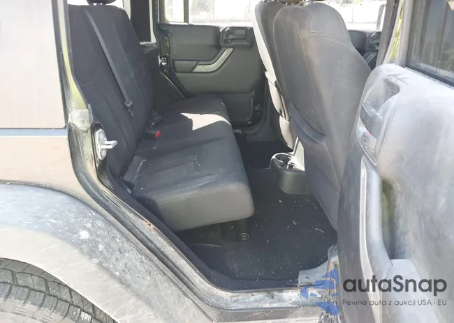 1C4BJWDG3JL854769: 43355539