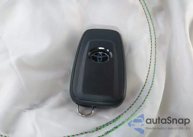 JTND4MBE6M3106300: 43356797