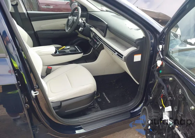 KM8JCDD17SU379527: 43356568