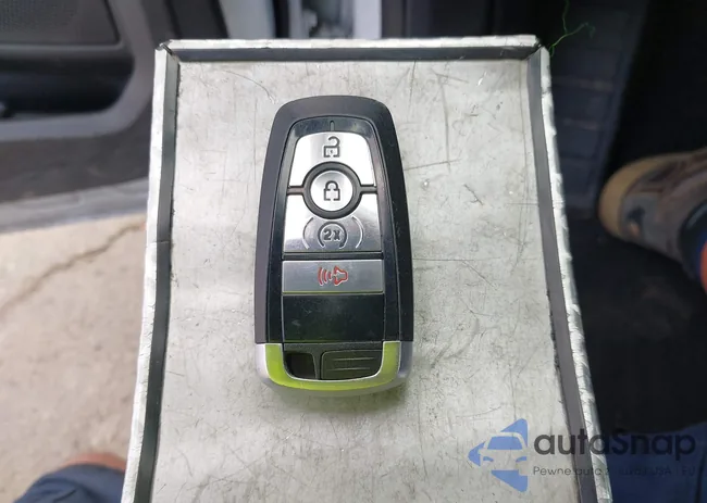 1FMCU9G6XNUB45946: 43356597