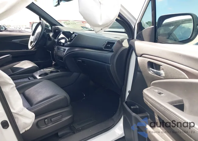 5FNYF7H58MB005111: 43357888