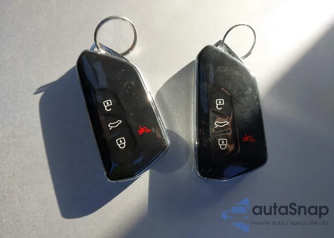 1V2HMPE86PC057938: 43357958