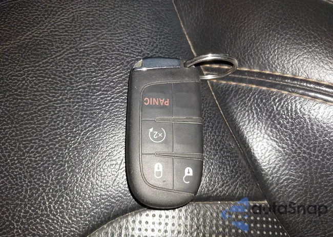 3C4NJDCB1JT283133: 43357974