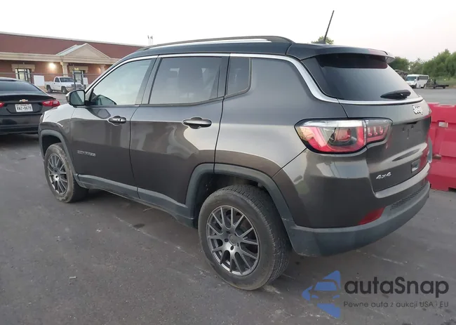 3C4NJDCB1JT283133: 43357974