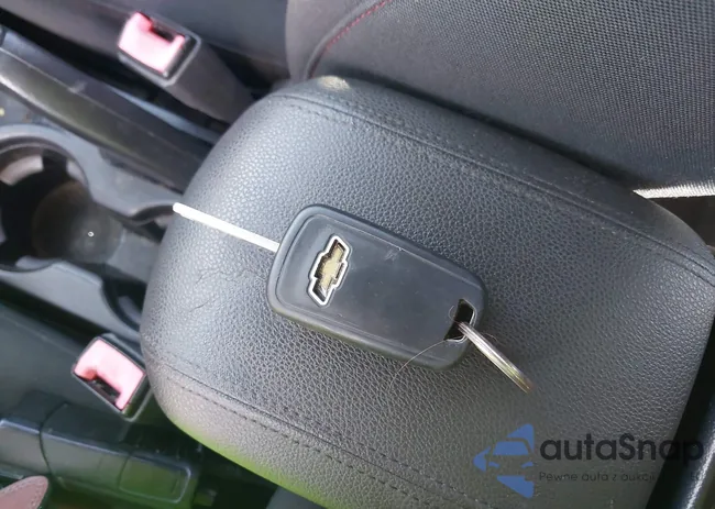 1G1PF5SC6C7196886: 43358037