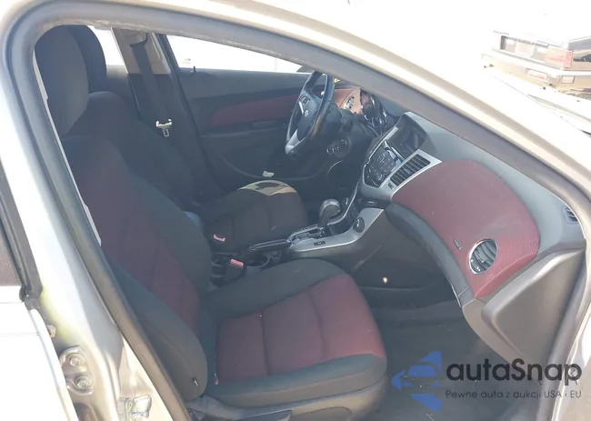 1G1PF5SC6C7196886: 43358037