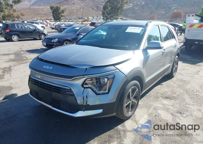 KNDCR3LEXS5290118: 43358210