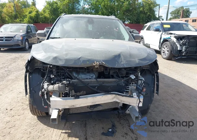 3C4NJDCBXLT146257: 43357384