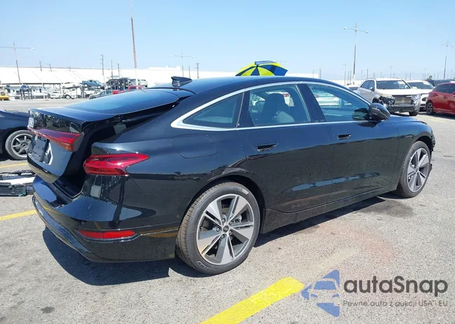 WAU2CAGH4SA018724: 43357663