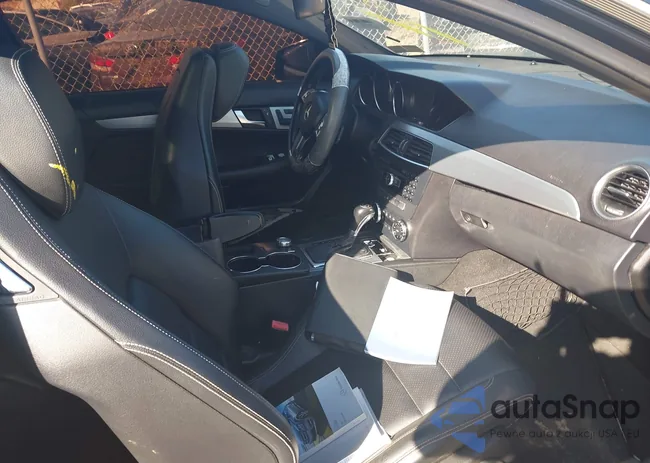 WDDGJ4HB6CF754679: 43358791