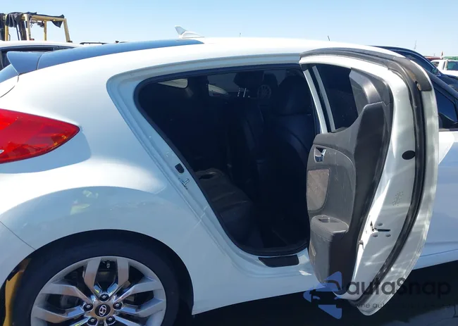 KMHTC6AD4EU213537: 43358808