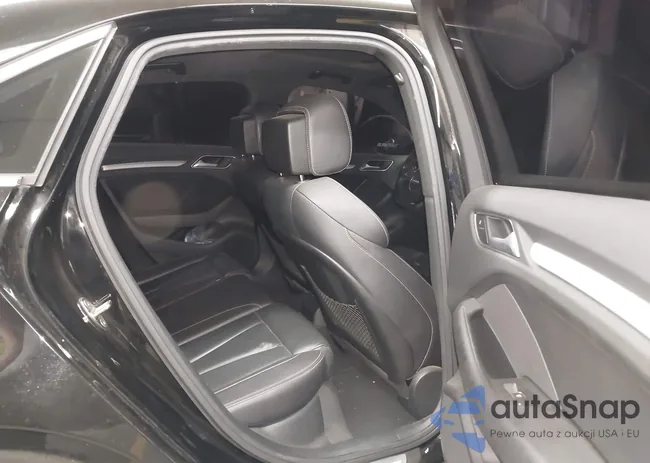 WAUBFGFF1F1068206: 43359176