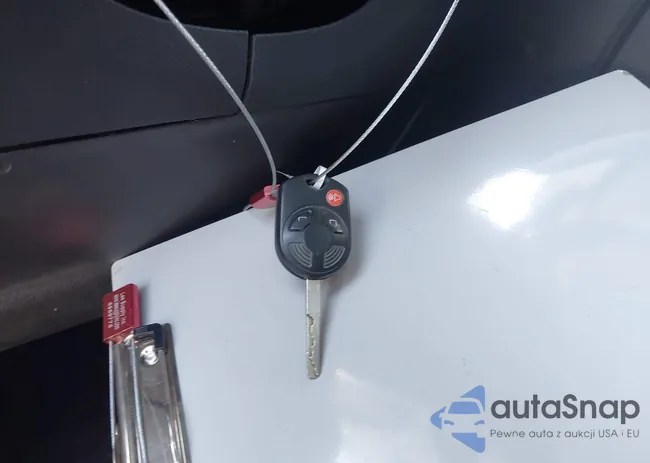 1FMCU0GX8EUE40872: 43359211