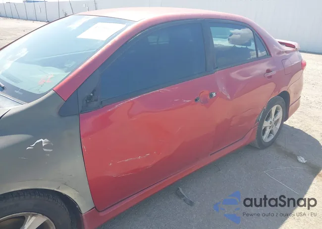 2T1BU4EE2BC624917: 43358298