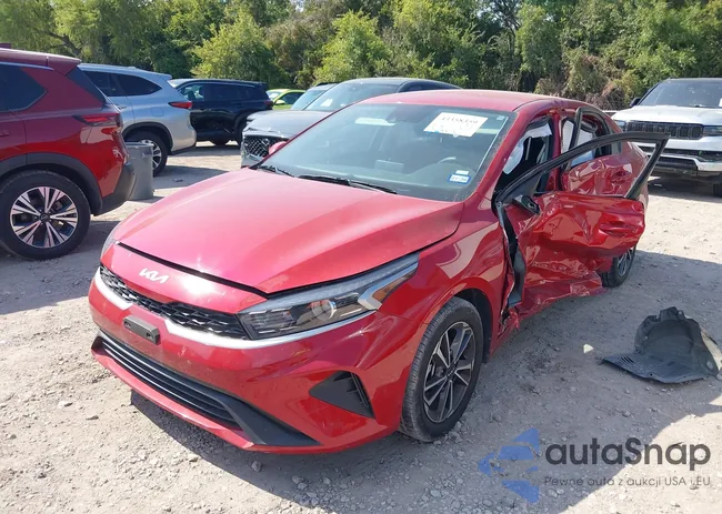 3KPF24AD1RE741193: 43358359