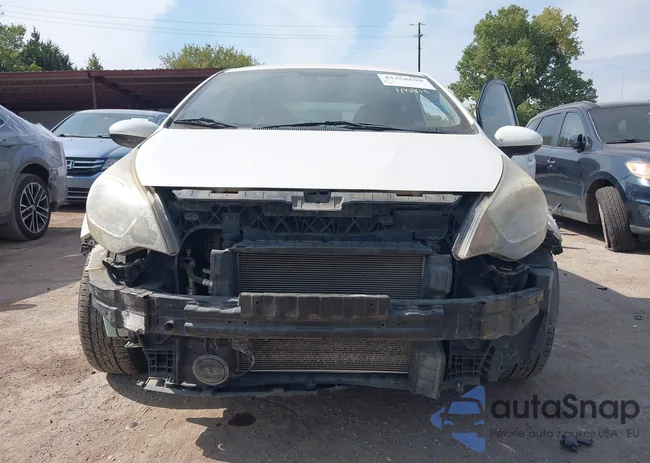 KNADM4A32D6240463: 43358629