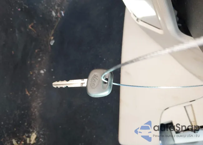 4T1BF1FK2EU823028: 43359704