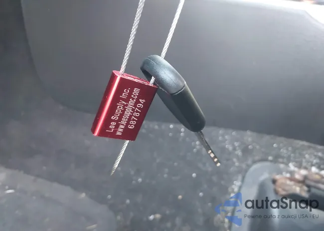 3FAHP0KC8AR152248: 43359804