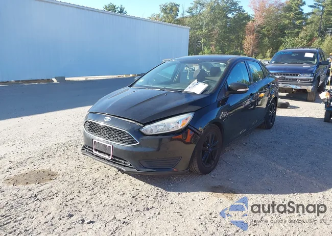 1FADP3F27GL232083: 43359878