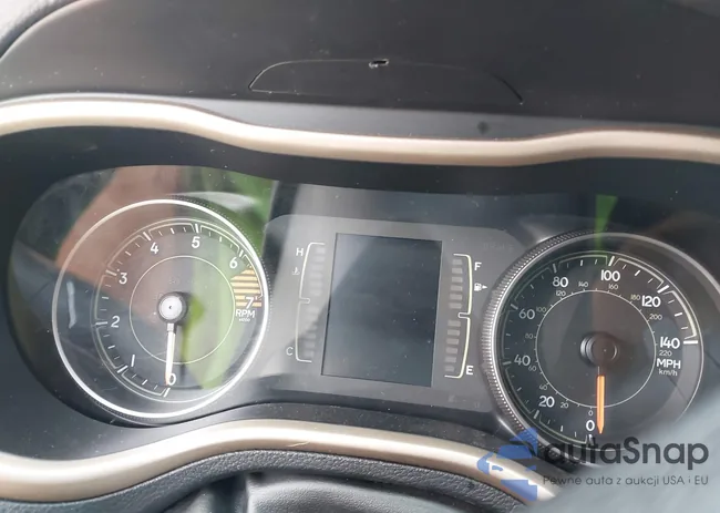 1C4PJLCB4JD595102: 43359901