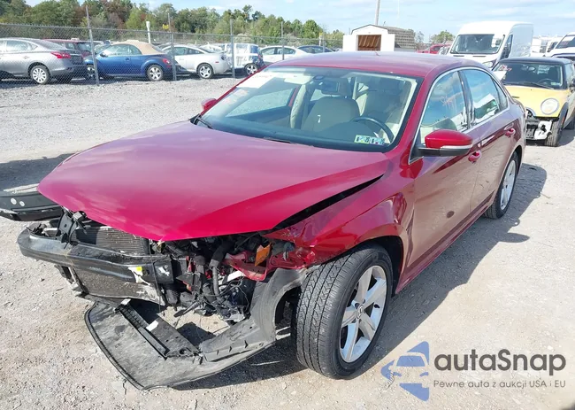 1VWBT7A36FC008044: 43359947