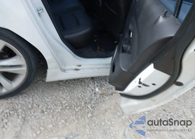 1G1PE5SB0F7237365: 43360069