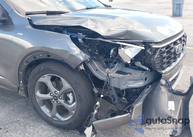 1FMCU0MNXPUA41256: 43360110