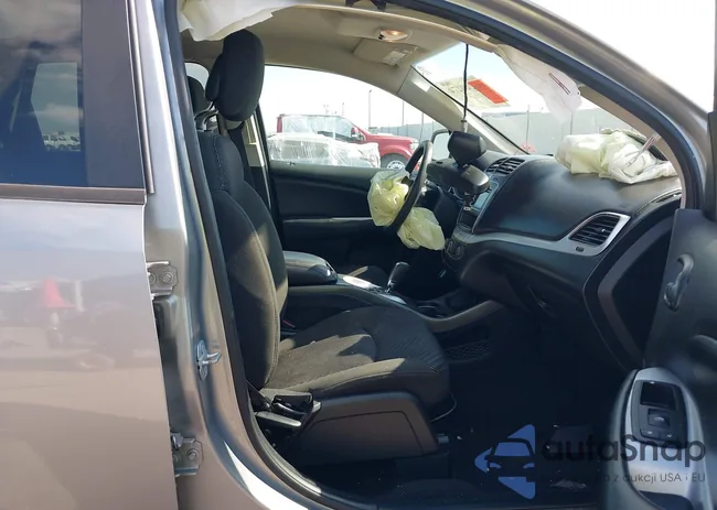 3C4PDCAB1KT869944: 43360174