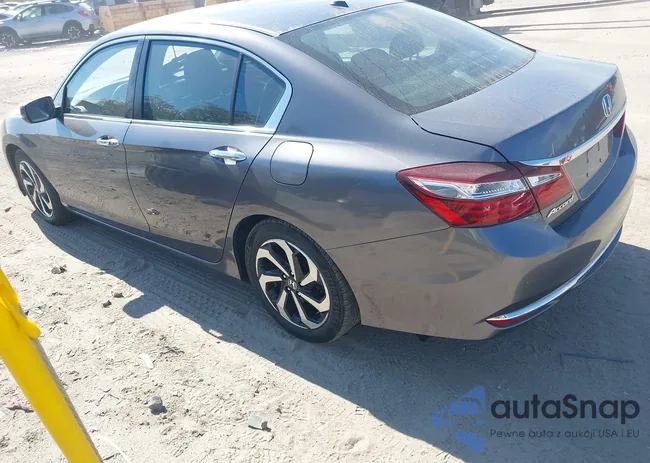 1HGCR2F83HA140224: 43360228