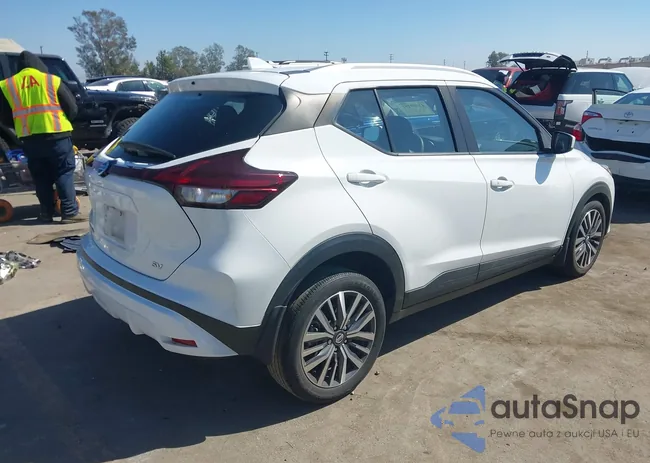 3N1CP5CV9ML562214: 43359281