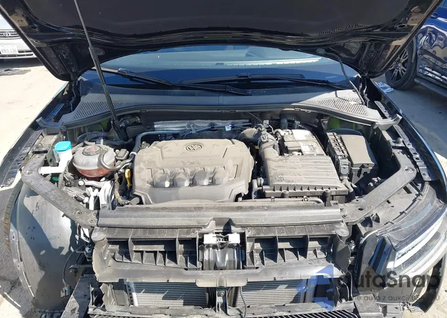 3VVCB7AX2RM024405: 43359327