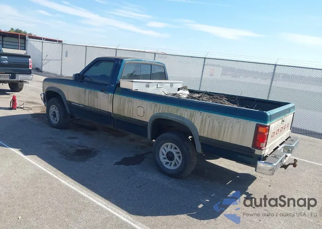 1B7GG26X3PS229426: 43359365