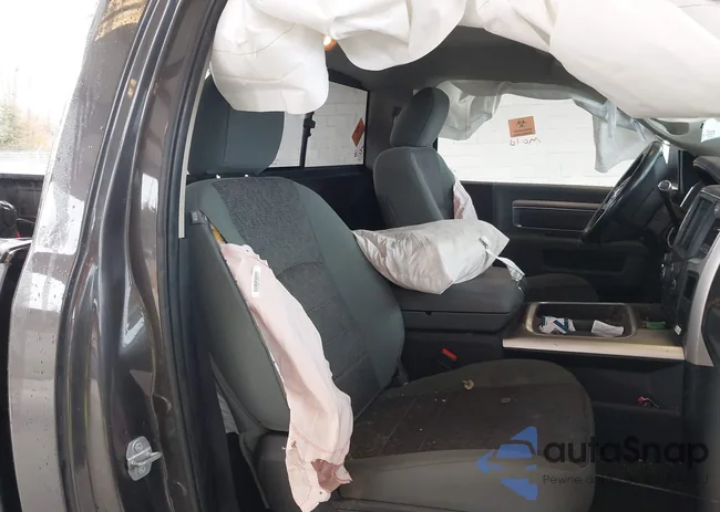 3C6MR5BJ2HG597631: 43359462