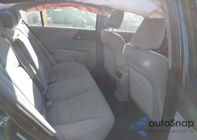 1HGCR2F76EA238621: 43359579