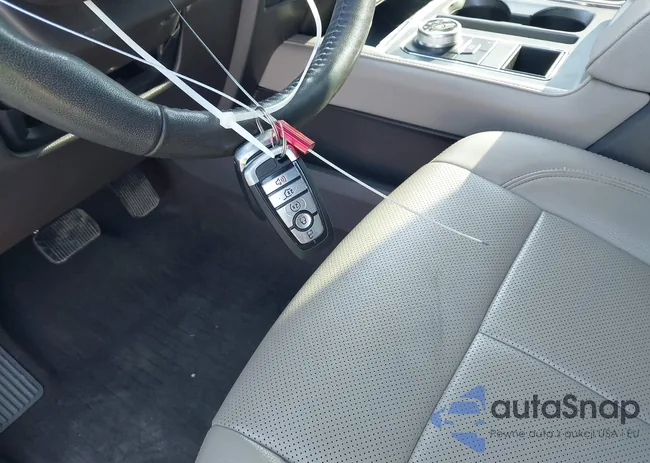 1FMJU1HT9MEA02105: 43360297