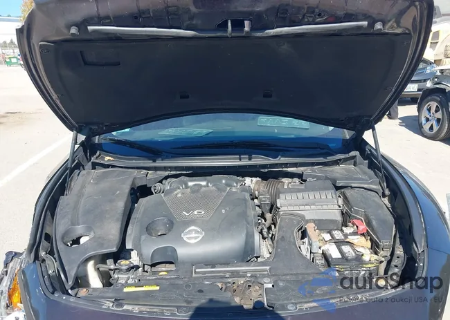 1N4AA5AP3BC831753: 43360404