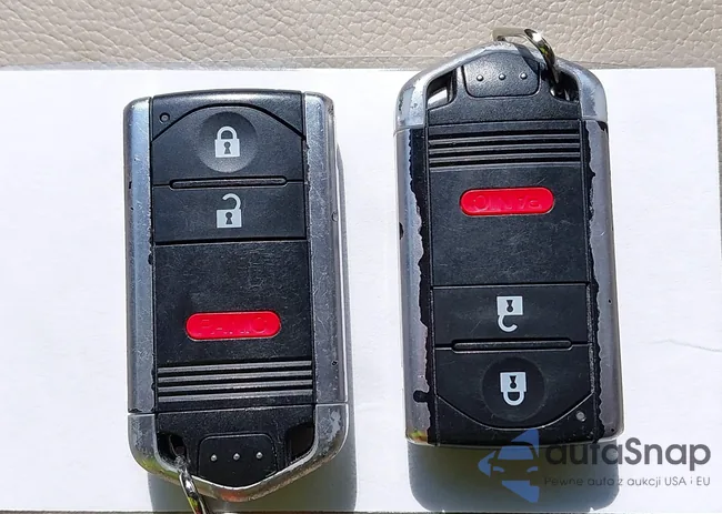 5J8TB4H30FL003390: 43361875