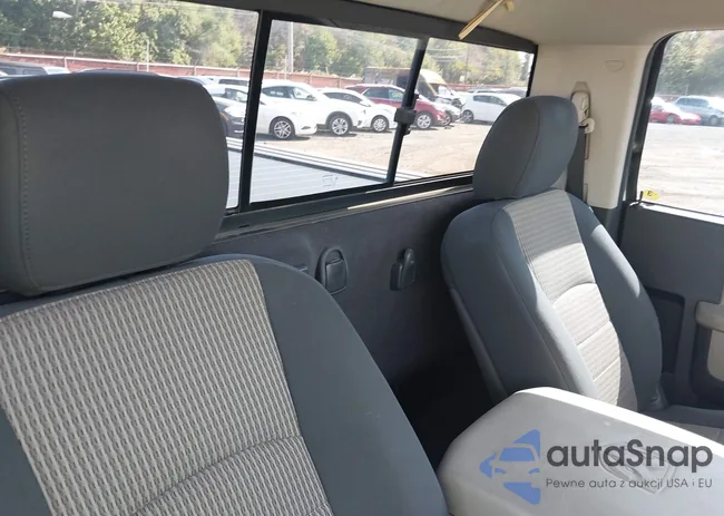 3C6JD7BT2CG221518: 43361938